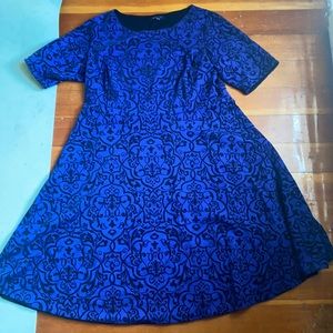 Perfect fall or winter party dress